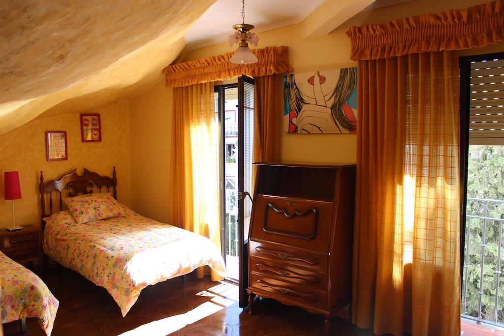 Casa Rural Cuevas Del Sol Setenil De Las Bodegas Δωμάτιο φωτογραφία